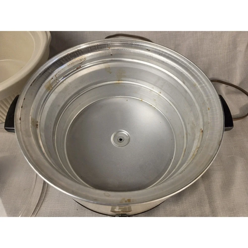 Rival vintage quart